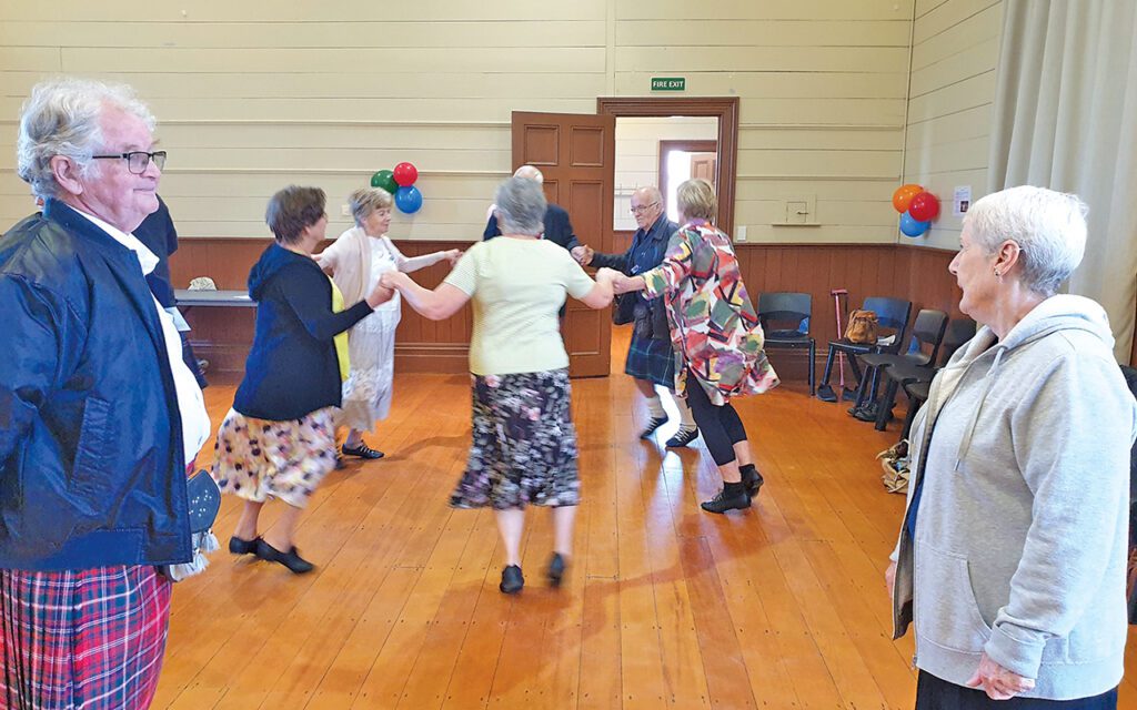 Scottish dancers celebrate - Local Matters